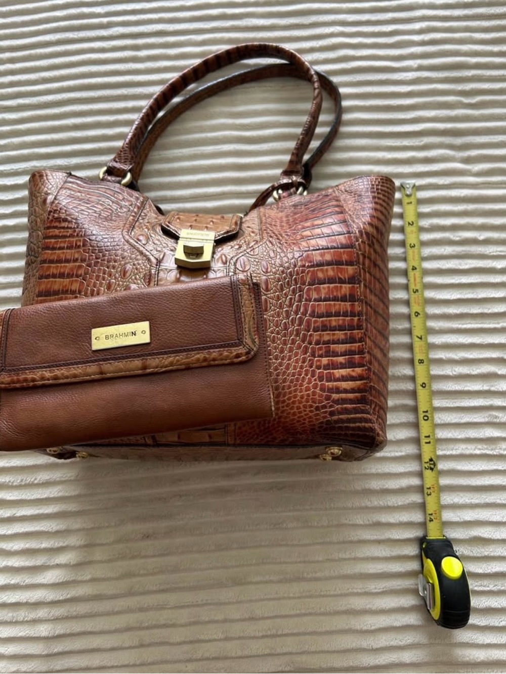 Brahmin Brown Croc-Embossed bag with Gold Hardware - Picture 4 of 15